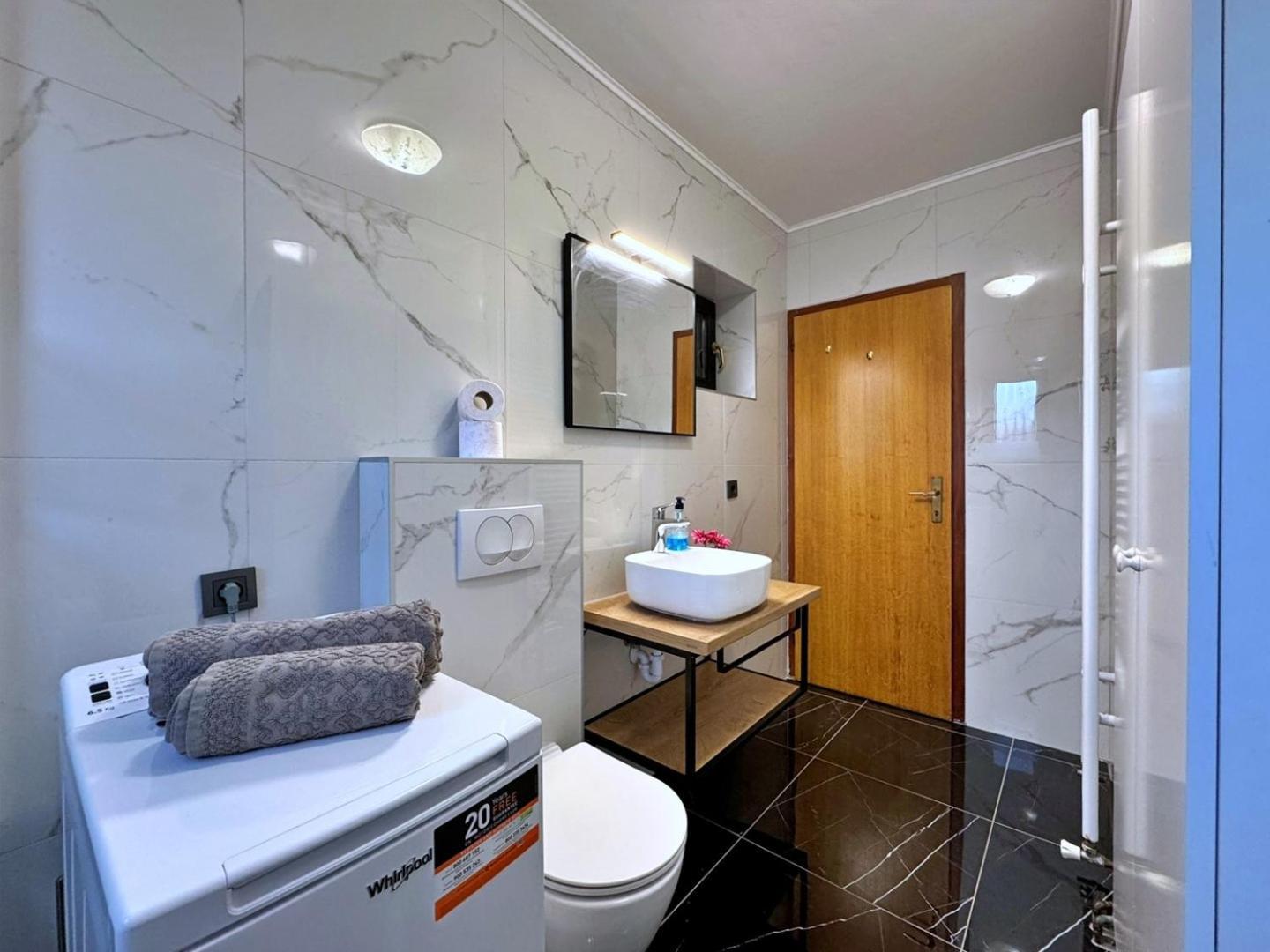 Apartments Katarina 马林斯卡 外观 照片
